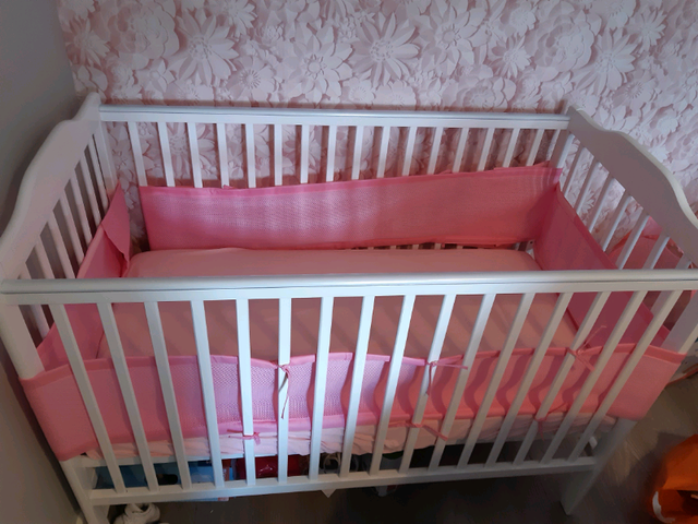 gumtree baby cots